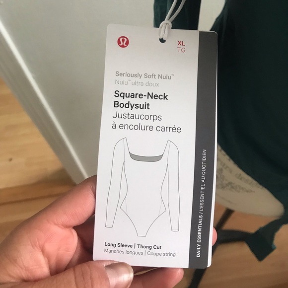 Lululemon top - Picture 4 of 5